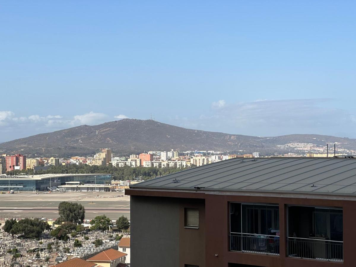 Brand New - Massive Studio - E1 - Self Catering Gibraltar Eksteriør billede